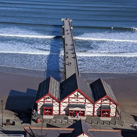 Driftwood Apartment Saltburn-by-the-Sea Exterior photo