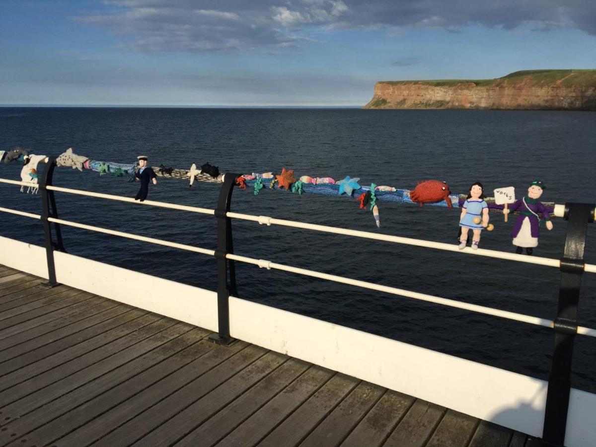 Driftwood * Saltburn-by-the-Sea